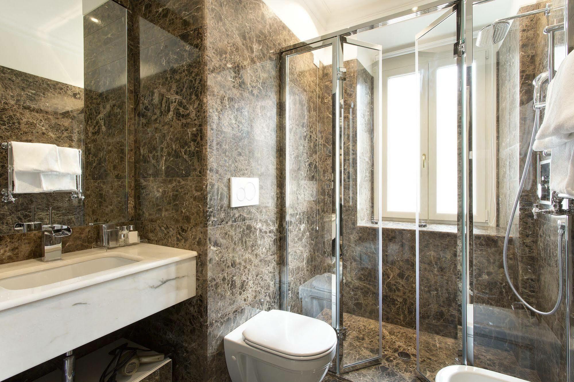 Le Case Di Andrea - Roof Suite Rome Bagian luar foto